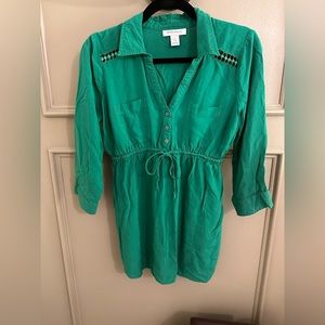 Size small Green 3/4 length sleeve maternity collared shirt